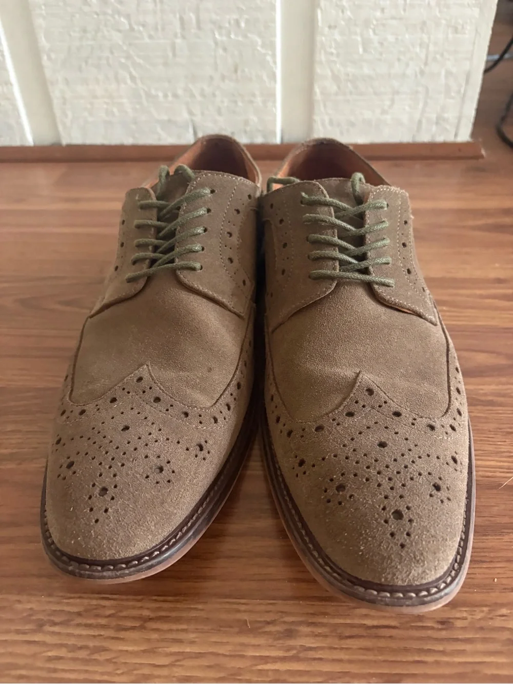 Men's Stacy Adams Brown Suede Wingtip Dress Shoes, size 12